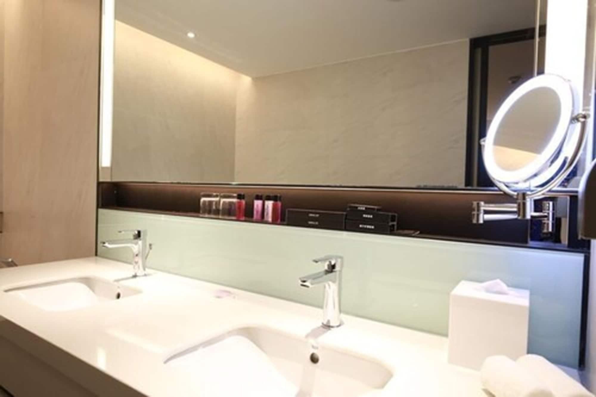 Innside By Melia Zhengzhou Exterior photo