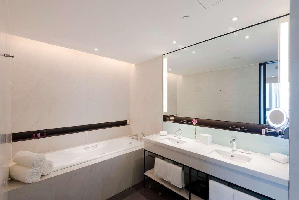Innside By Melia Zhengzhou Room photo